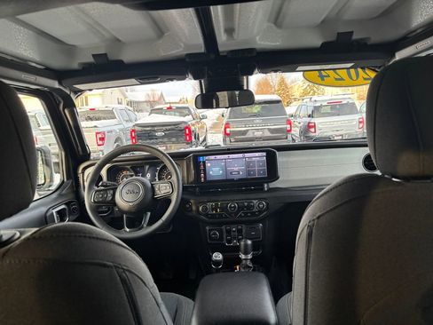 Used 2024 Jeep Wrangler Sport S image 21