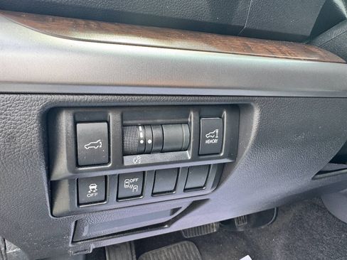 Used 2015 Subaru Outback 2.5i Limited w/ Protection Package #1 AWD/4WD image 16
