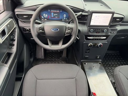 Used 2025 Ford Explorer 4WD Police Interceptor image 14