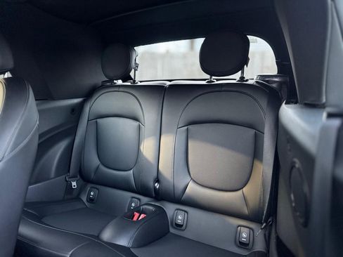 Used 2022 MINI Cooper S image 18