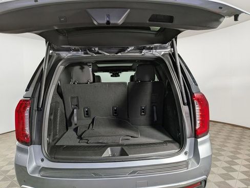 Used 2023 GMC Yukon SLT image 13