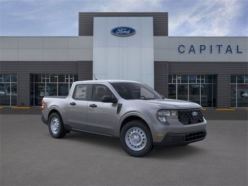 New 2025 Ford Maverick XL image 7