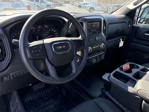 New 2025 GMC Sierra 2500 Pro w/ Convenience Package image 17