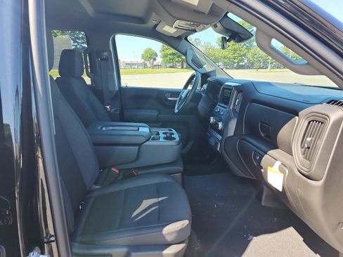 New 2026 GMC Sierra 1500 Pro w/ Graphite Edition image 7