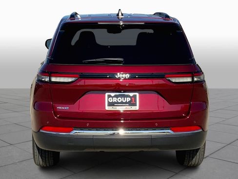 Used 2024 Jeep Grand Cherokee Limited 4xe w/ Luxury Tech Group II image 7