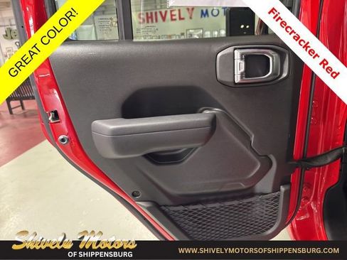 Certified 2024 Jeep Wrangler Unlimited Sport AWD/4WD image 26