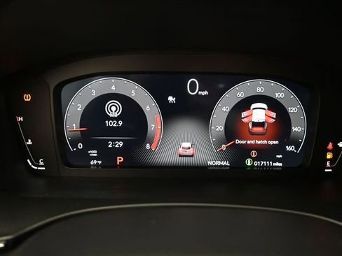 Used 2024 Acura Integra A-Spec image 11