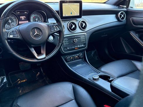 Used 2015 Mercedes-Benz CLA 250 image 18