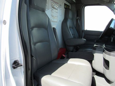 Used 2022 Ford E-350 and Econoline 350 Super Duty RWD image 14