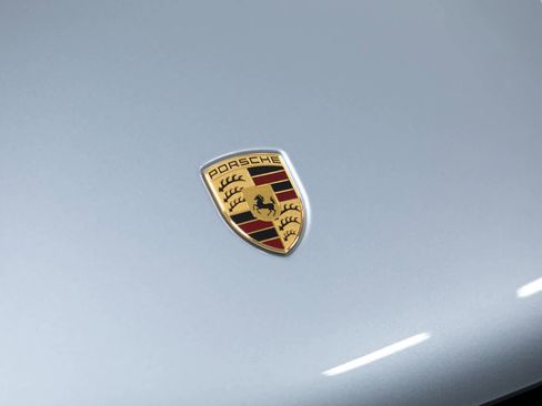 Certified 2026 Porsche Macan AWD/4WD image 17