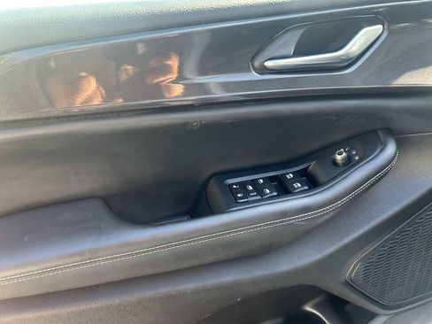 Used 2023 Jeep Grand Cherokee L Laredo w/ Luxury Tech Group I image 9