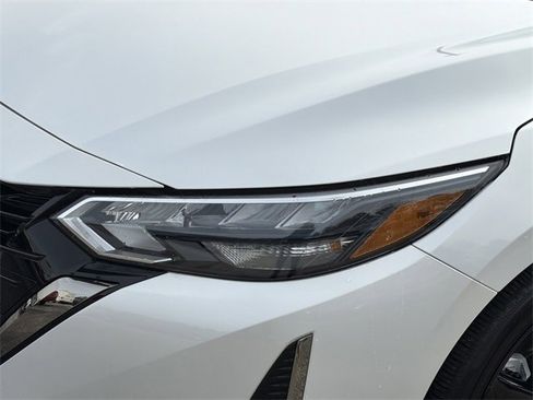 Certified 2024 Nissan Sentra SR w/ SR Premium Package image 31