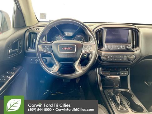 Used 2015 GMC Canyon SLE AWD/4WD image 24