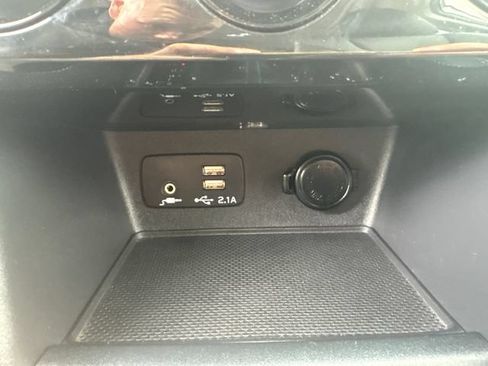 Certified 2023 Subaru Forester Limited AWD/4WD image 36