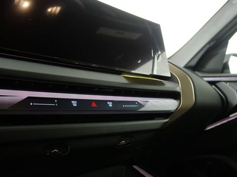 Used 2025 BMW X3 xDrive30i w/ Convenience Package image 19