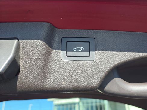 Used 2018 Hyundai Santa Fe Sport image 9