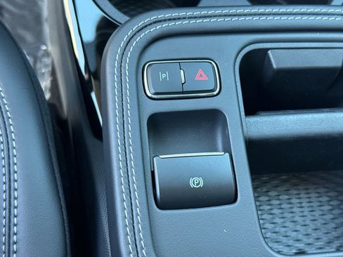 New 2025 Ford Mustang Mach-E Premium AWD/4WD image 33