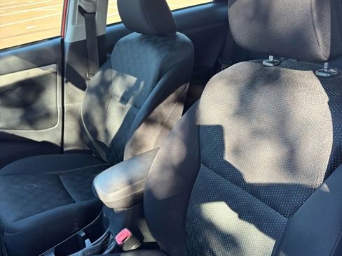 Used 2010 Toyota Matrix image 20