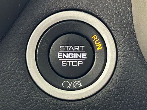 Used 2023 RAM 3500 Laramie AWD/4WD image 24