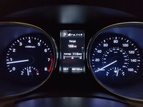 Used 2017 Hyundai Santa Fe Sport w/ 2.0T Ultimate Tech Package 05 image 23