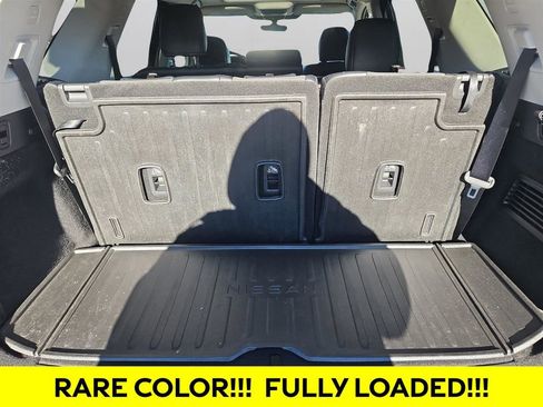Used 2024 Nissan Pathfinder Platinum w/ Cargo Package image 38
