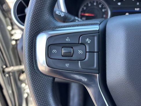 Used 2025 Chevrolet Blazer LT FWD image 28