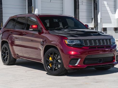 Used 2018 Jeep Grand Cherokee Trackhawk image 1