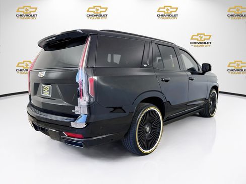 Used 2024 Cadillac Escalade Sport w/ Touring Package AWD/4WD image 8