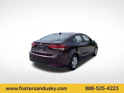 Used 2017 Kia Forte LX FWD image 5