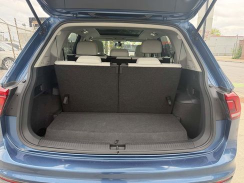 Used 2019 Volkswagen Tiguan SE w/ Panoramic Sunroof Package FWD image 23