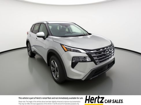 Used 2025 Nissan Rogue SV image 1