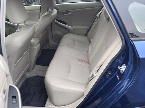 Used 2010 Toyota Prius Five image 10