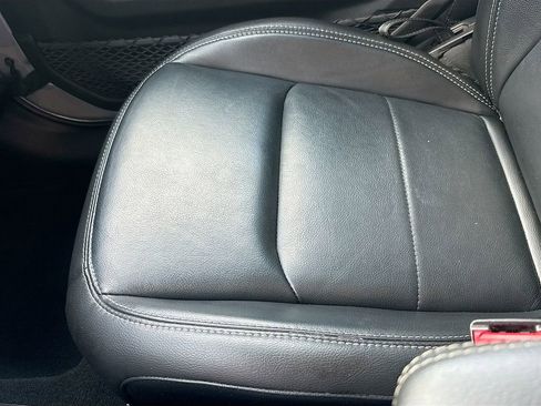 Used 2022 Jeep Wrangler Unlimited Sahara w/ Cold Weather Group image 22