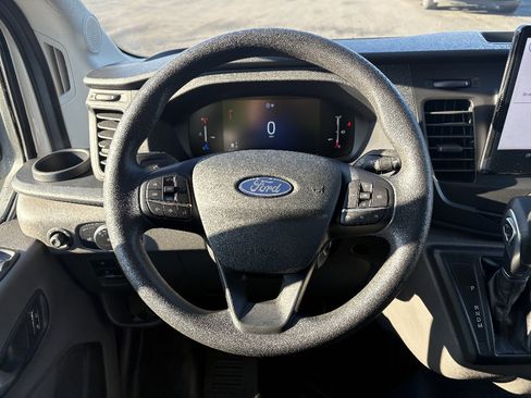 New 2026 Ford Transit 250 148 Medium Roof w/ Load Area Protection Package RWD image 20