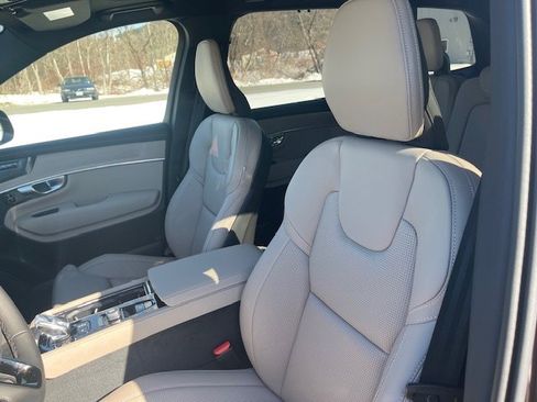 New 2026 Volvo XC90 T8 Ultra w/ Protection Package Premier AWD/4WD image 11