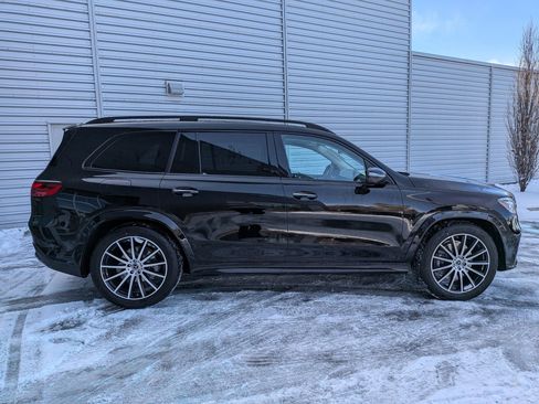 New 2026 Mercedes-Benz GLS 450 4MATIC image 2