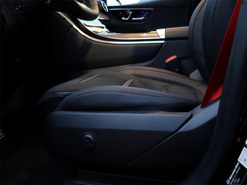 New 2026 Mercedes-Benz GLC 43 AMG 4MATIC image 37