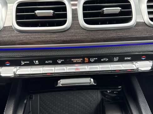 Used 2020 Mercedes-Benz GLE 350 4MATIC image 31