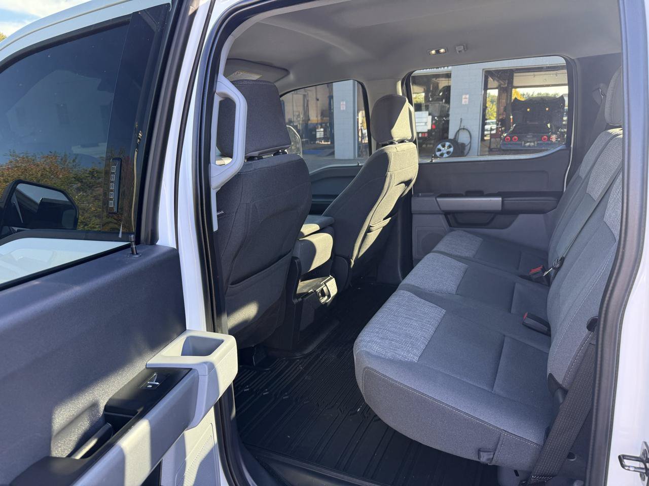 Used 2024 Ford F250 XLT w/ FX4 Off-Road Package AWD/4WD image 24
