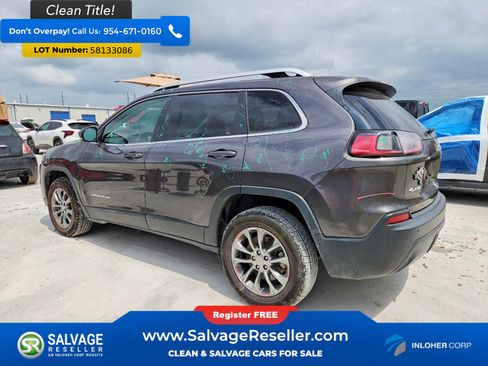 Used 2019 Jeep Cherokee Latitude Plus AWD/4WD image 3