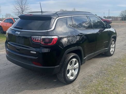 Used 2018 Jeep Compass Latitude w/ Popular Equipment Group image 3