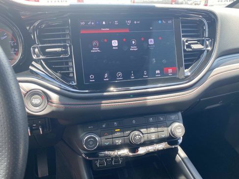 Used 2024 Dodge Durango R/T RWD image 32