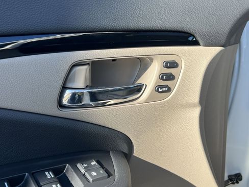 Used 2019 Honda Pilot Touring image 29