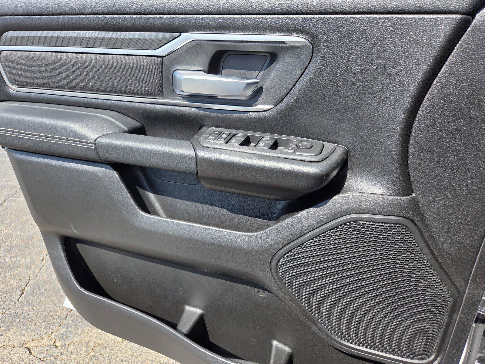 New 2026 RAM 1500 Big Horn AWD/4WD image 19