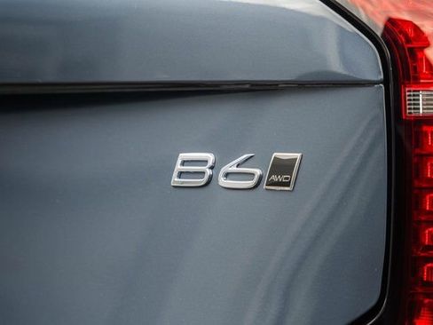 New 2026 Volvo XC90 B6 Plus image 8