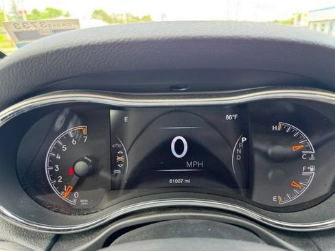 Used 2020 Jeep Grand Cherokee Limited AWD/4WD image 21