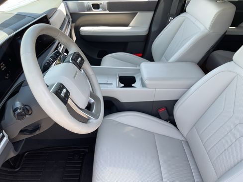 Used 2026 Hyundai Santa Fe SEL FWD image 18
