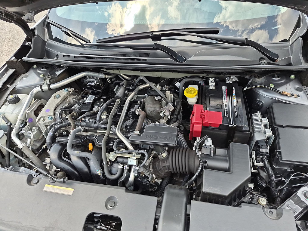 Used 2025 Nissan Sentra SV FWD image 35