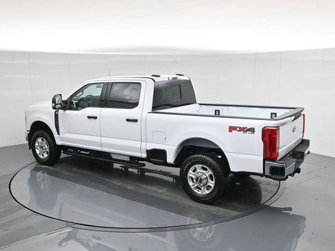 New 2026 Ford F250 XLT w/ FX4 Off-Road Package image 46