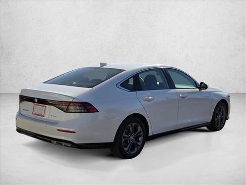 Used 2025 Honda Accord EX-L image 5